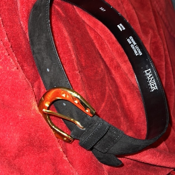 Danier Leather luxe suede gold buckle Genuine Leather Belt Sz Petite S - Picture 5 of 11